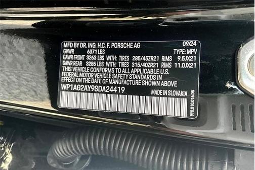 2025 Porsche Cayenne GTS