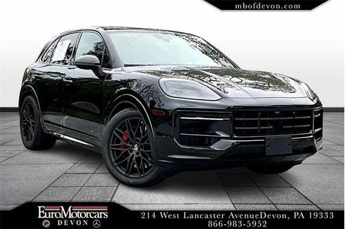 2025 Porsche Cayenne GTS