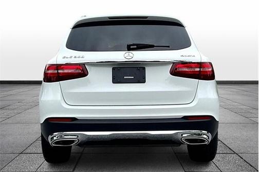 2018 Mercedes-Benz GLC 300 Base 4MATIC