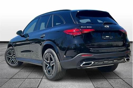 2025 Mercedes-Benz GLC 300 Base 4MATIC