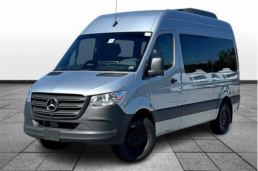 2025 Mercedes-Benz Sprinter 2500 144 WB Standard Roof Passenger