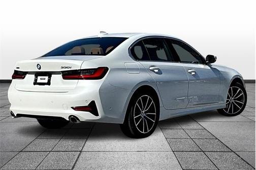 2021 BMW 330 i xDrive