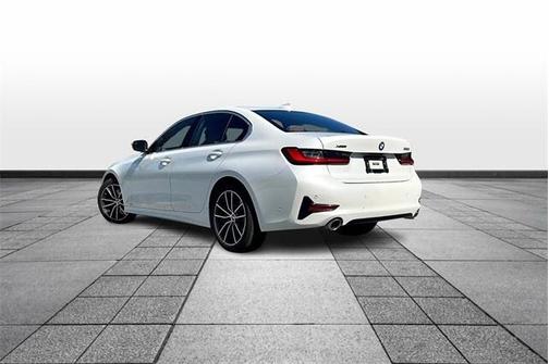 2021 BMW 330 i xDrive