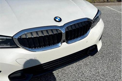 2021 BMW 330 i xDrive