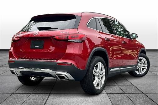 2022 Mercedes-Benz GLA 250 Base 4MATIC