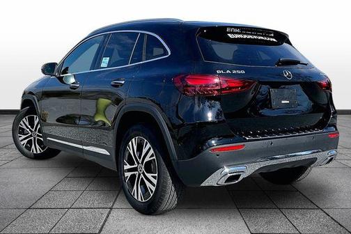2026 Mercedes-Benz GLA 250 Base 4MATIC