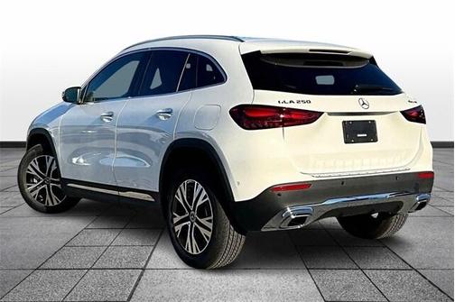 2026 Mercedes-Benz GLA 250 Base 4MATIC