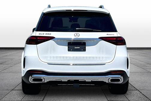 Moonlight White 2026 Mercedes-Benz GLE 450 4MATIC