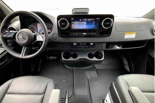 2025 Mercedes-Benz Sprinter 2500 Standard Roof