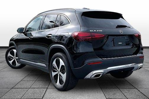 2026 Mercedes-Benz GLA 250 Base 4MATIC