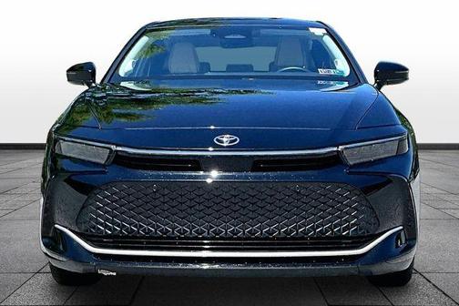 Black 2025 Toyota Crown Limited