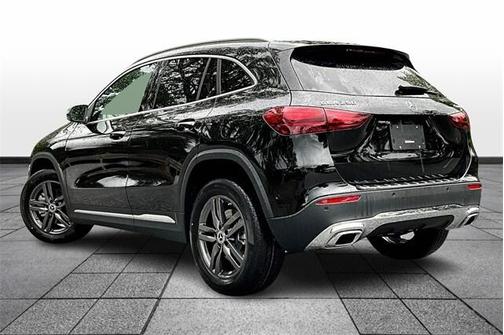2025 Mercedes-Benz GLA 250 Base 4MATIC