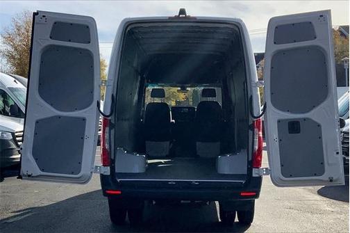 2025 Mercedes-Benz Sprinter 3500 High Roof