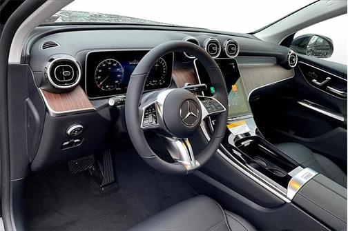 2025 Mercedes-Benz GLC 350e Base 4MATIC