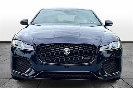 2024 Jaguar XF R-Dynamic SE