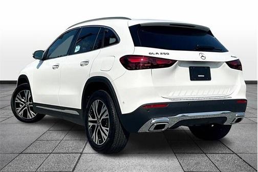 2025 Mercedes-Benz GLA 250 Base 4MATIC