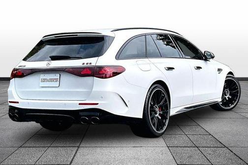 Moonlight White 2026 Mercedes-Benz AMG E 53