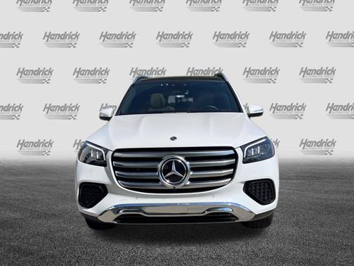 MANUFAKTUR Moonlight White Metallic 2025 Mercedes-Benz GLS 450 4MATIC