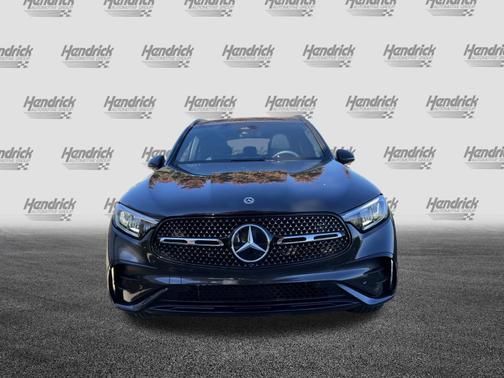 2025 Mercedes-Benz GLC 300 