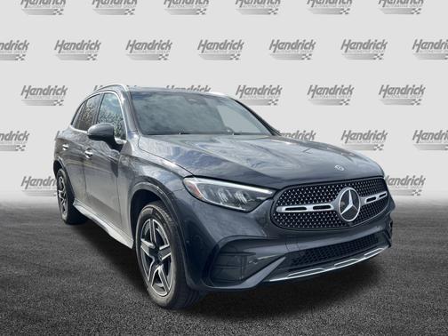 2025 Mercedes-Benz GLC 300 