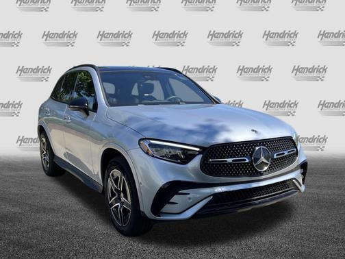 Cirrus Silver Metallic 2026 Mercedes-Benz GLC 300 4MATIC