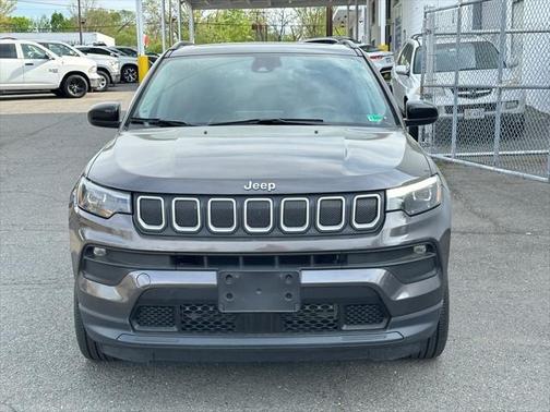 2022 Jeep Compass Latitude Lux
