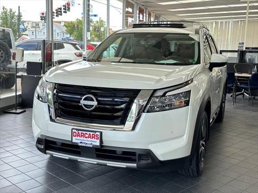 2024 Nissan Pathfinder Platinum 4WD