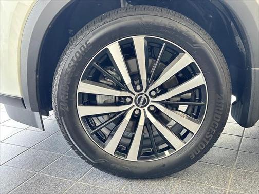 2024 Nissan Pathfinder Platinum 4WD