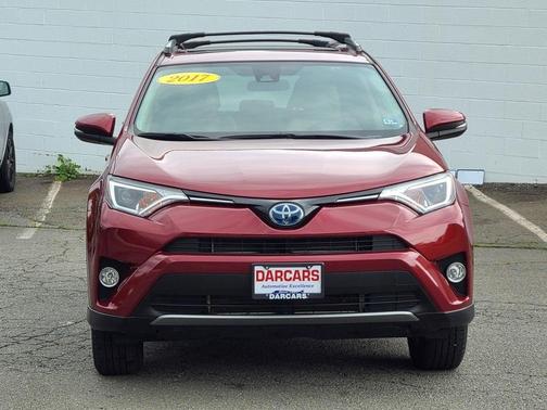 Photo 2 of 26 of 2018 Toyota RAV4 Hybrid XLE