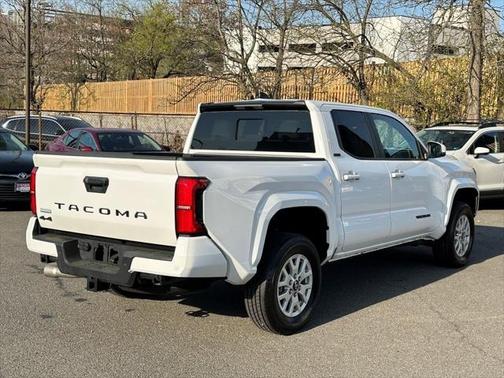 2024 Toyota Tacoma SR5