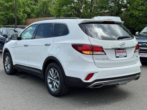 2017 Hyundai SANTA FE SE