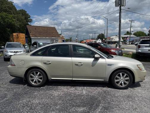 2008 Ford Taurus SEL