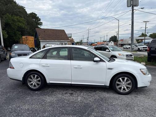 2008 Ford Taurus SEL