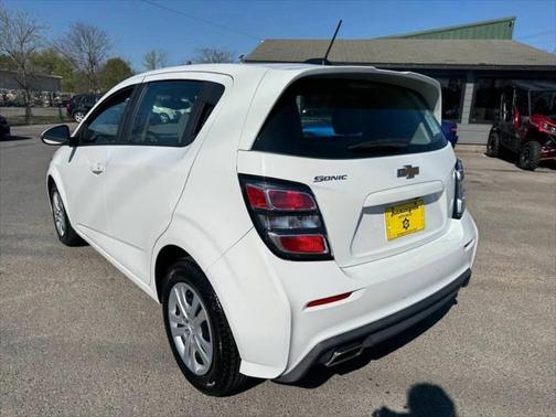 2017 Chevrolet Sonic LT