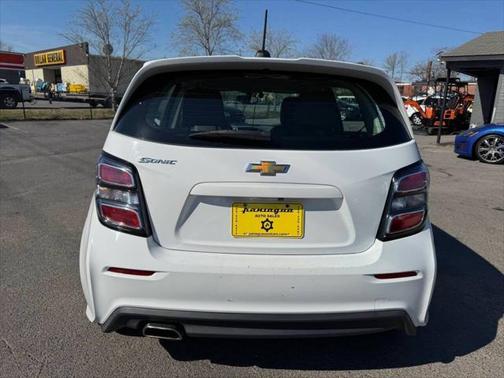 2017 Chevrolet Sonic LT