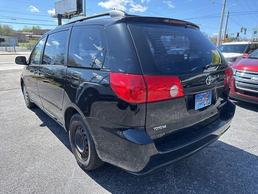 2008 Toyota Sienna CE