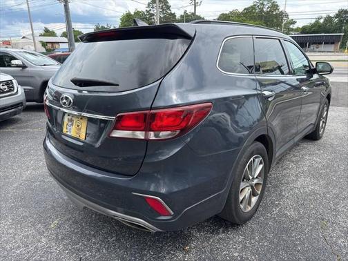 2017 Hyundai SANTA FE SE