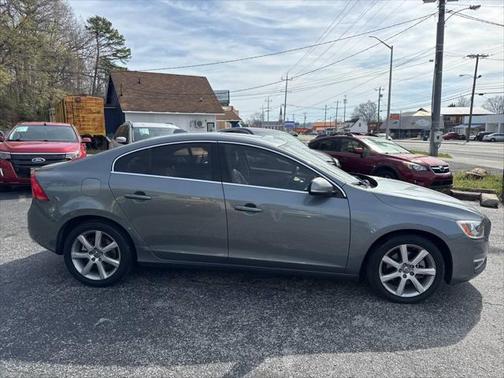 2016 Volvo S60 T5 Drive-E Premier