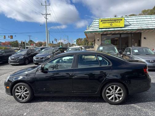 2010 Volkswagen Jetta Limited Edition