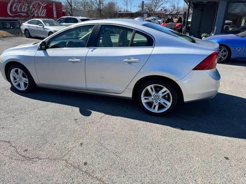 2014 Volvo S60 T5 Premier Plus