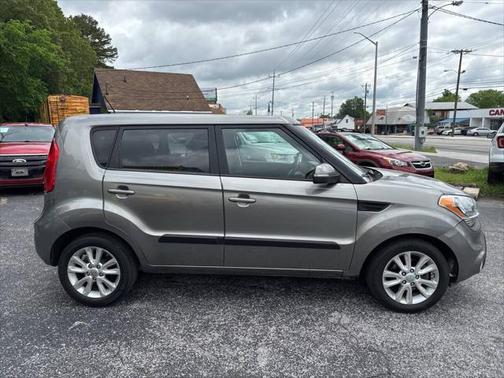 2013 Kia Soul +
