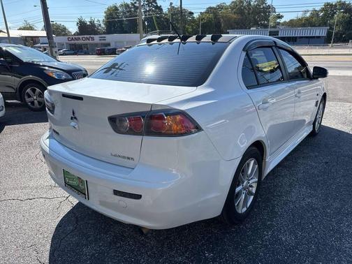 2016 Mitsubishi Lancer SE