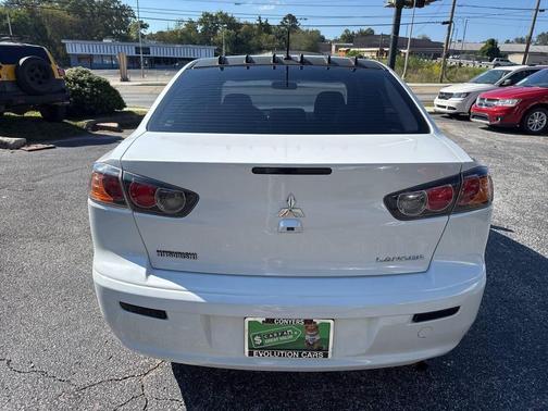 2016 Mitsubishi Lancer SE