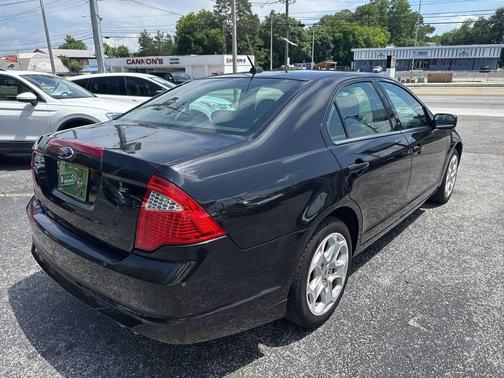 Tuxedo Black Metallic 2010 Ford Fusion SE