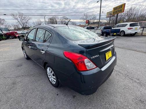 2017 Nissan Versa 1.6 SV