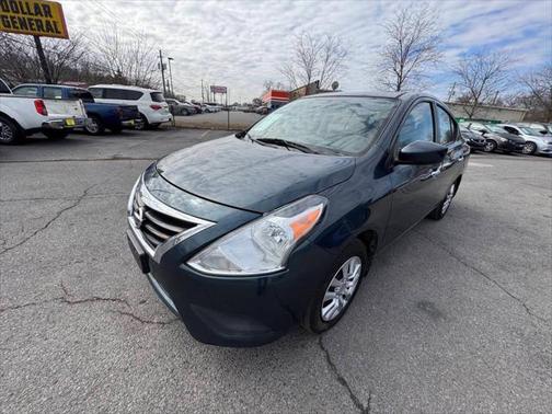 2017 Nissan Versa 1.6 SV