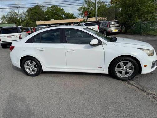 2015 Chevrolet Cruze 1LT