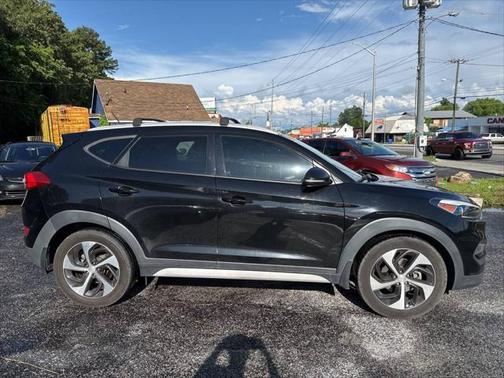 2017 Hyundai TUCSON Sport