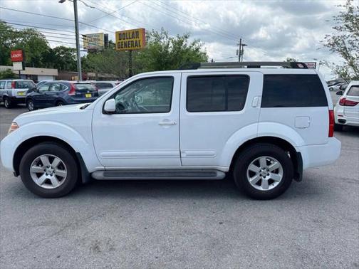 2012 Nissan Pathfinder SV
