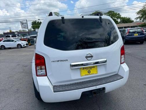 2012 Nissan Pathfinder SV